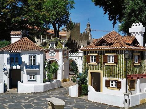 pueblo en miniatura portugal|Portugal dos Pequenitos